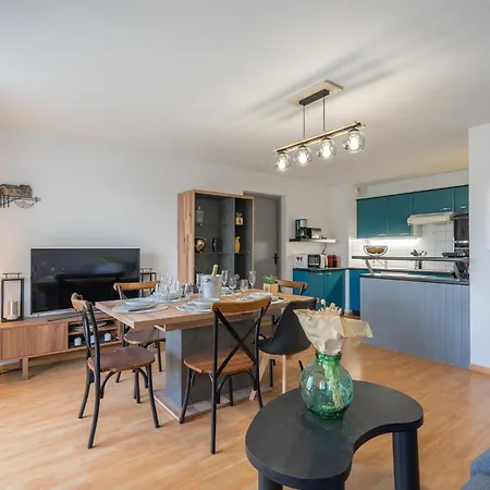 Apartment Les Hautes Folies-9 By Interhome *