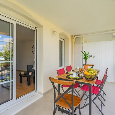 Les Hautes Folies-9 By Interhome Apartment